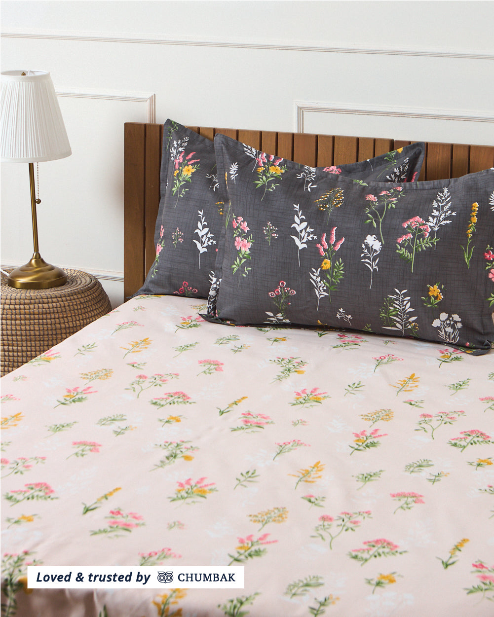 Tiny Bloom, off white - Queen Size Bedsheet Polycotton