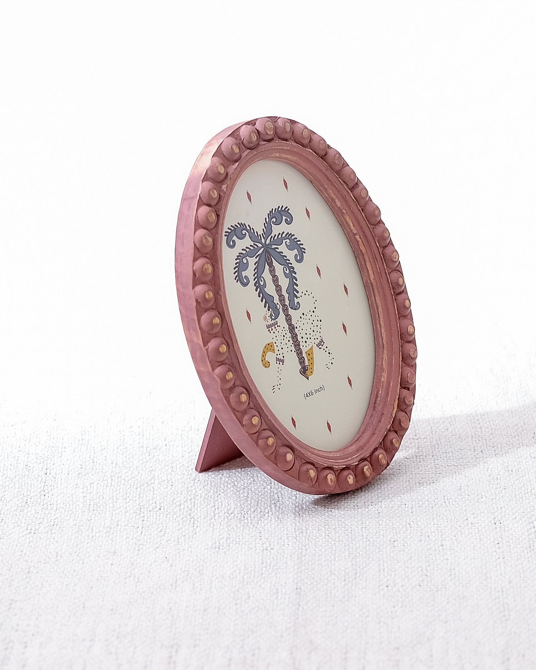 Vintage Oval Picture Frame | Lost In Paradise