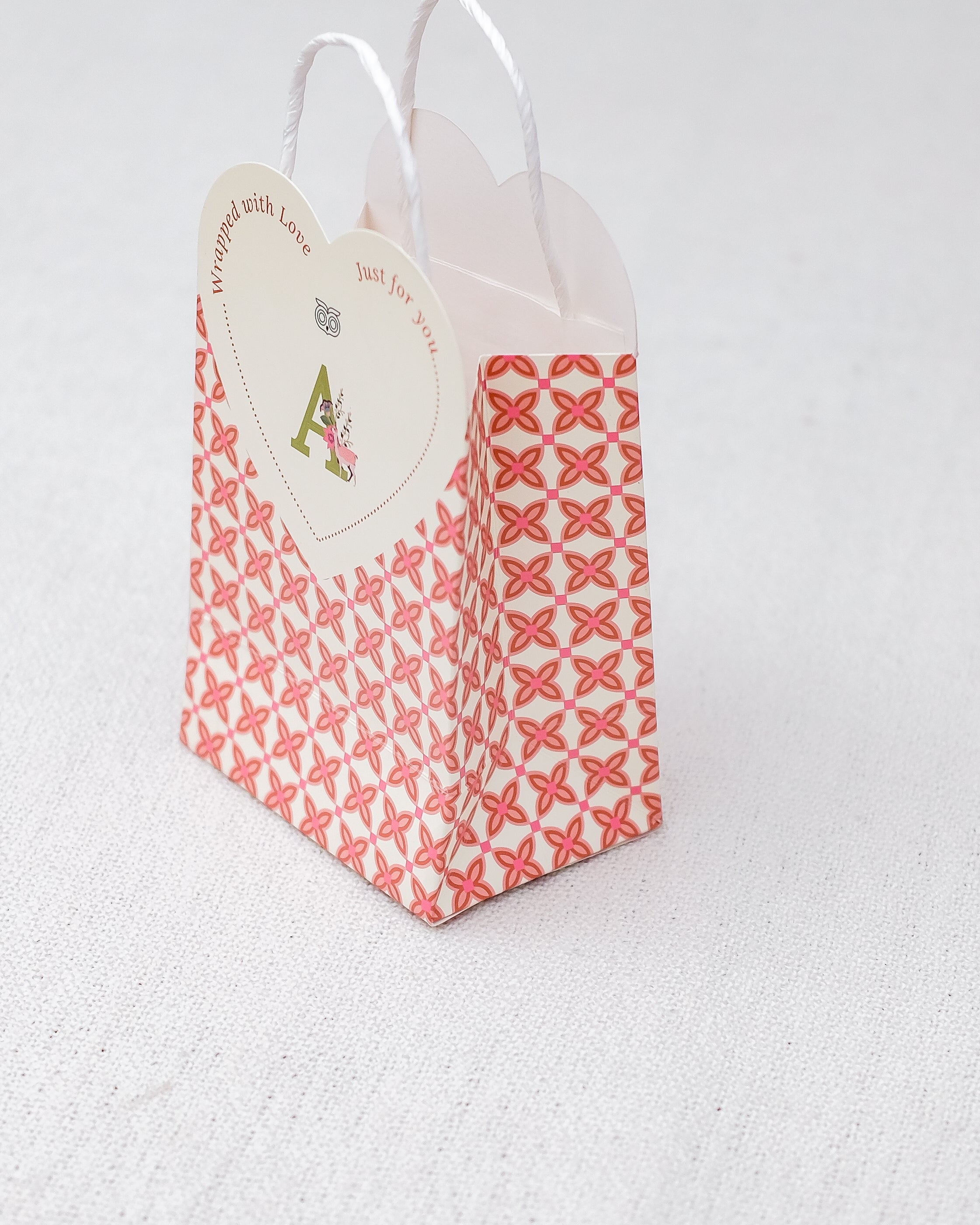 "To A, with Love" Gift Bag - Alpaca