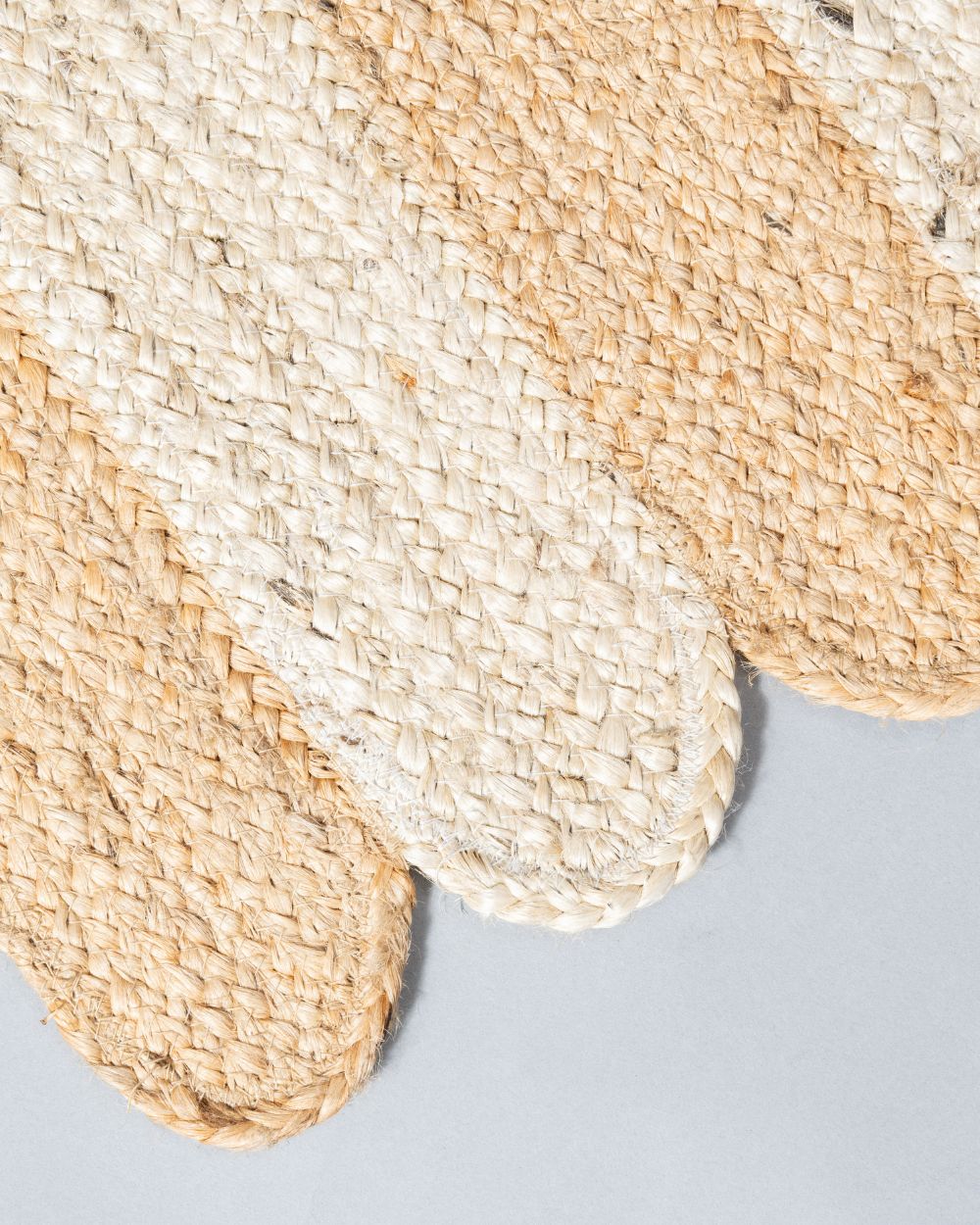 Ivory Seashell Scallop Rug