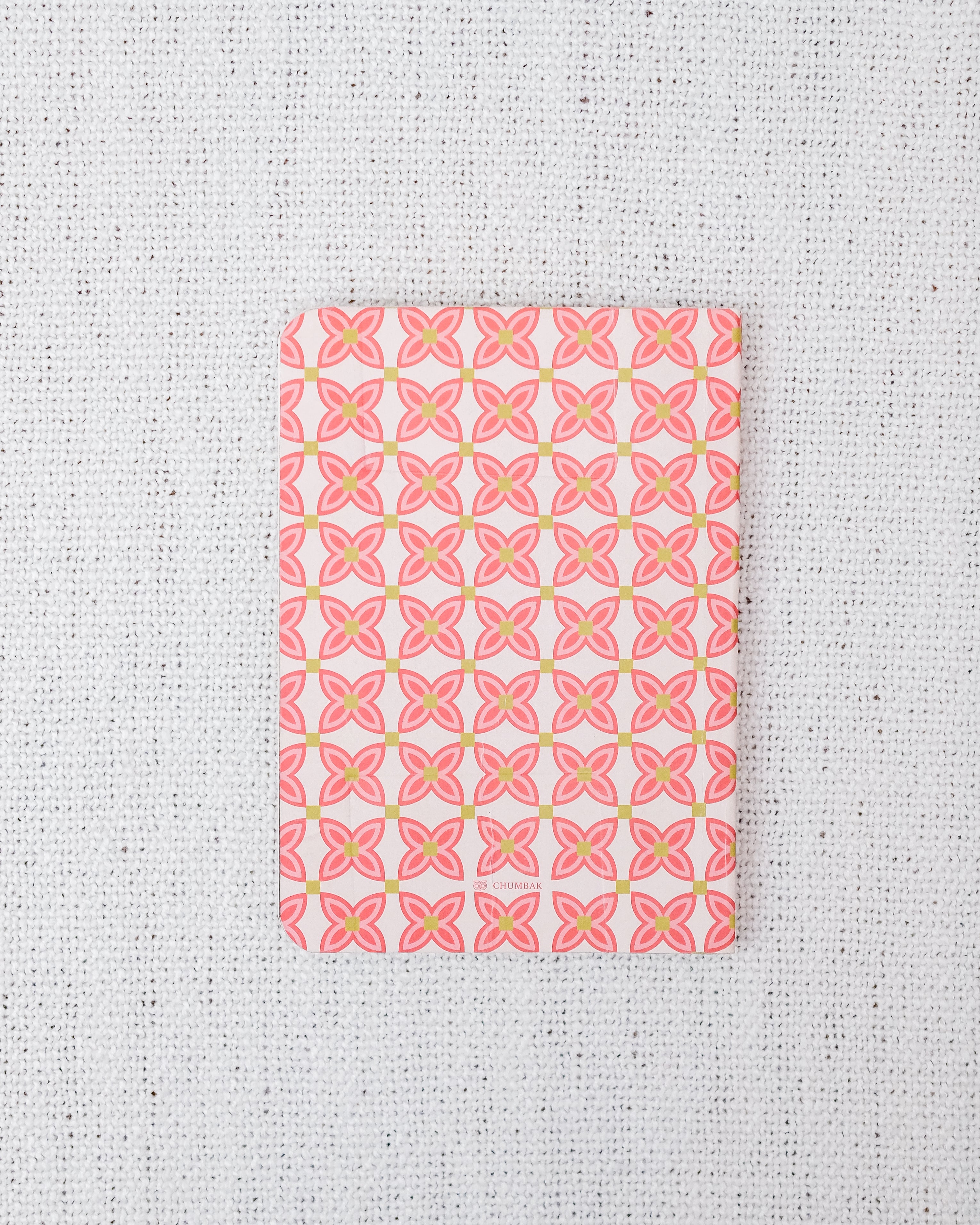 Macaw Notebook – M