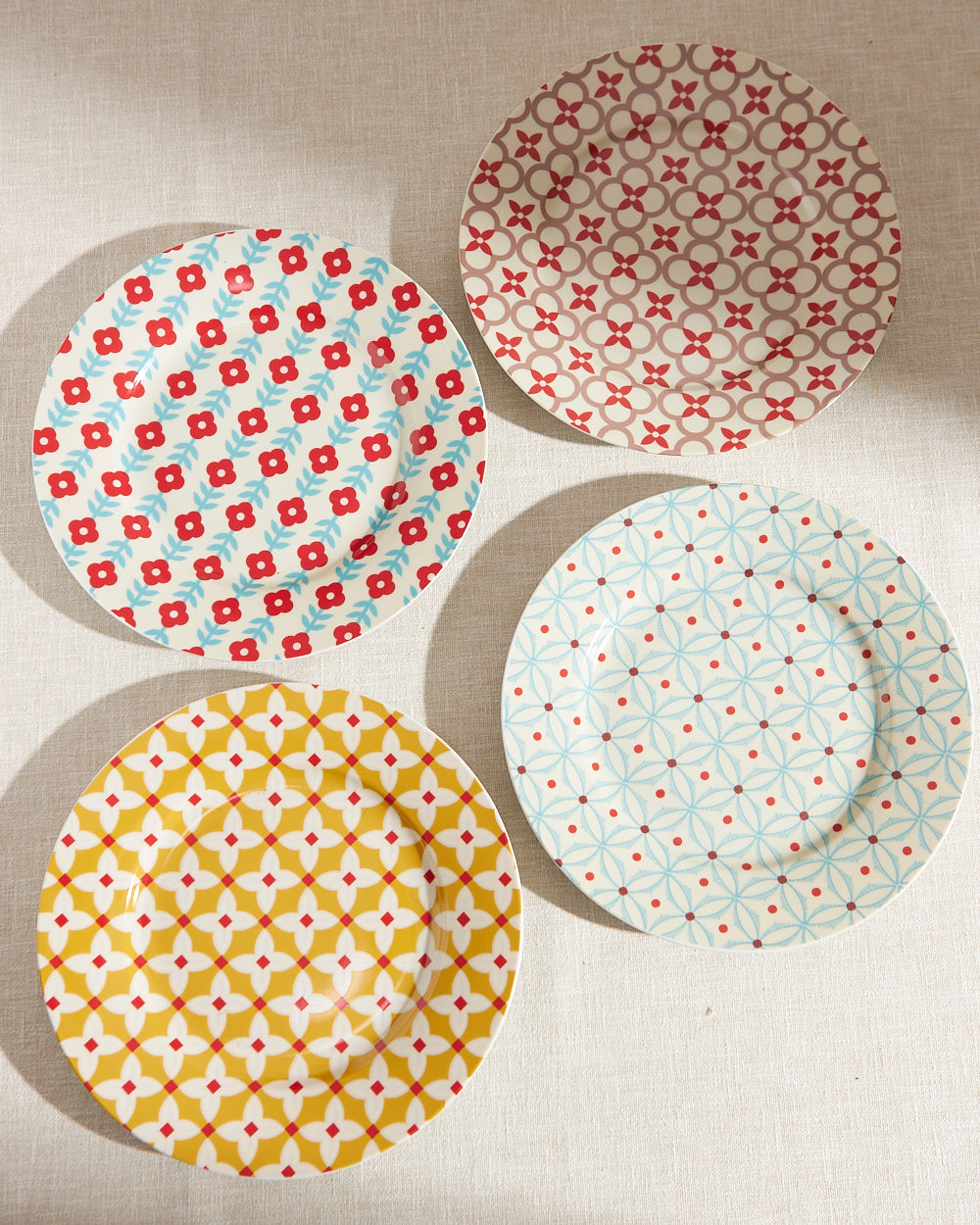 Afternoon Picnics Snack Plates Set of 4