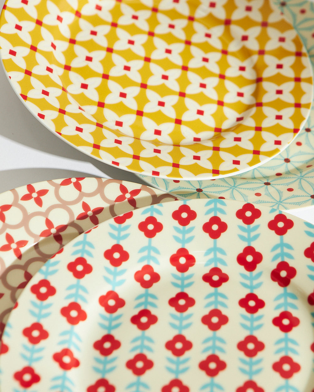Afternoon Picnics Snack Plates Set of 4