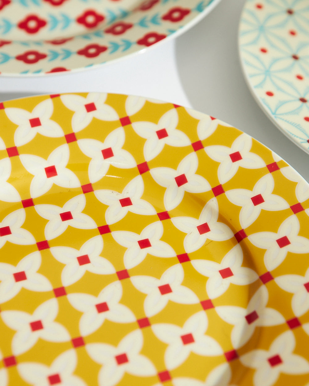 Afternoon Picnics Snack Plates Set of 4