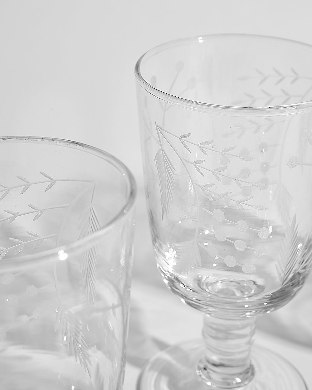 House Party Wine Glasses - Set of 4