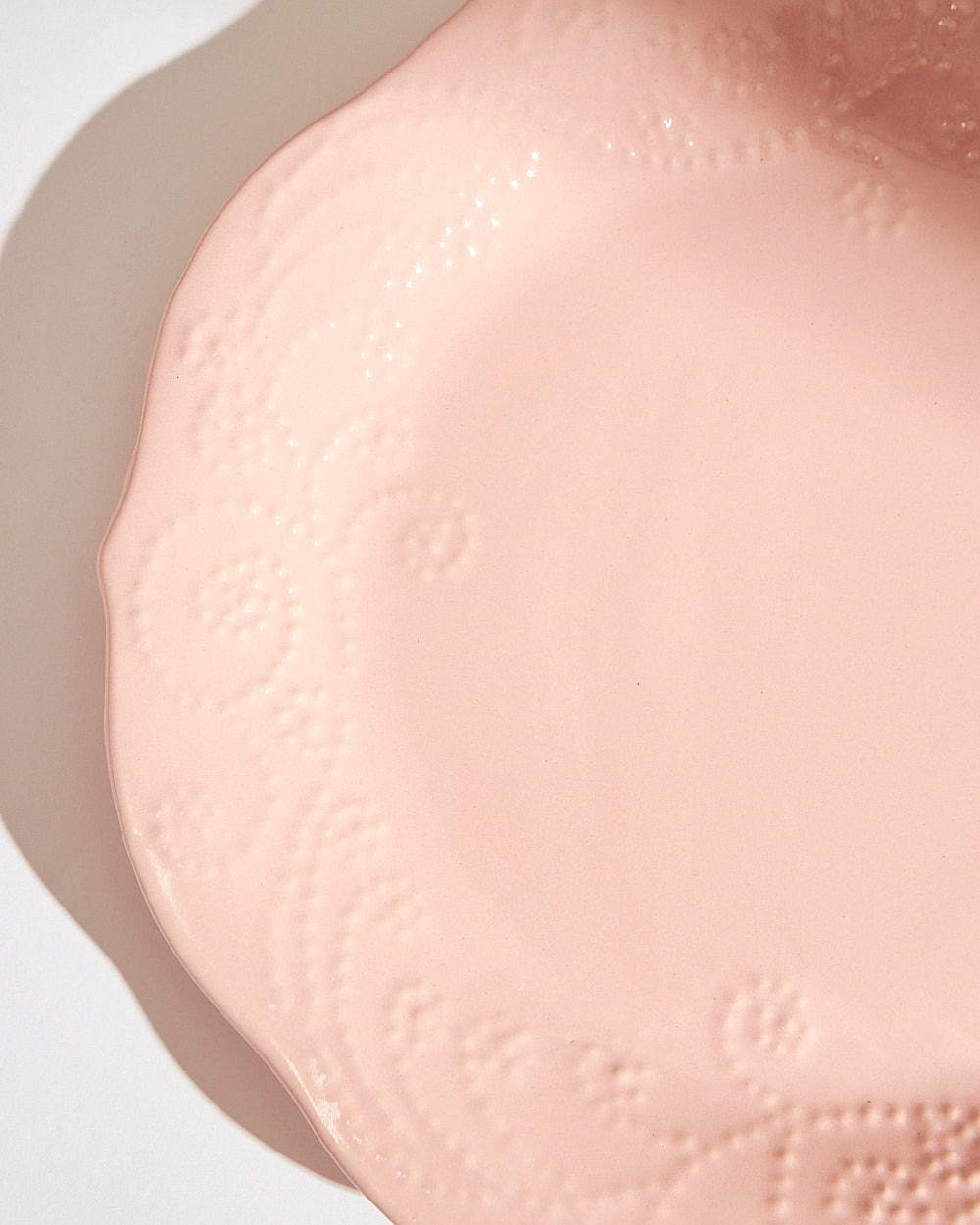 Essentials Lace Dinner Plate, Pink