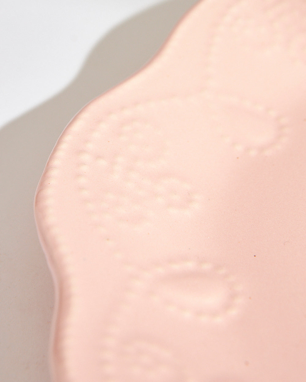 Essentials Lace Quarter Plate, Pink