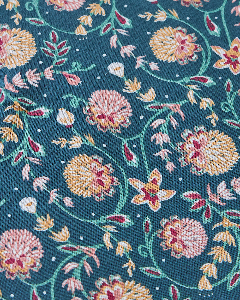 TEAL by Chumbak Big Bloom Bedsheet, Blue - Queen size, 104 TC