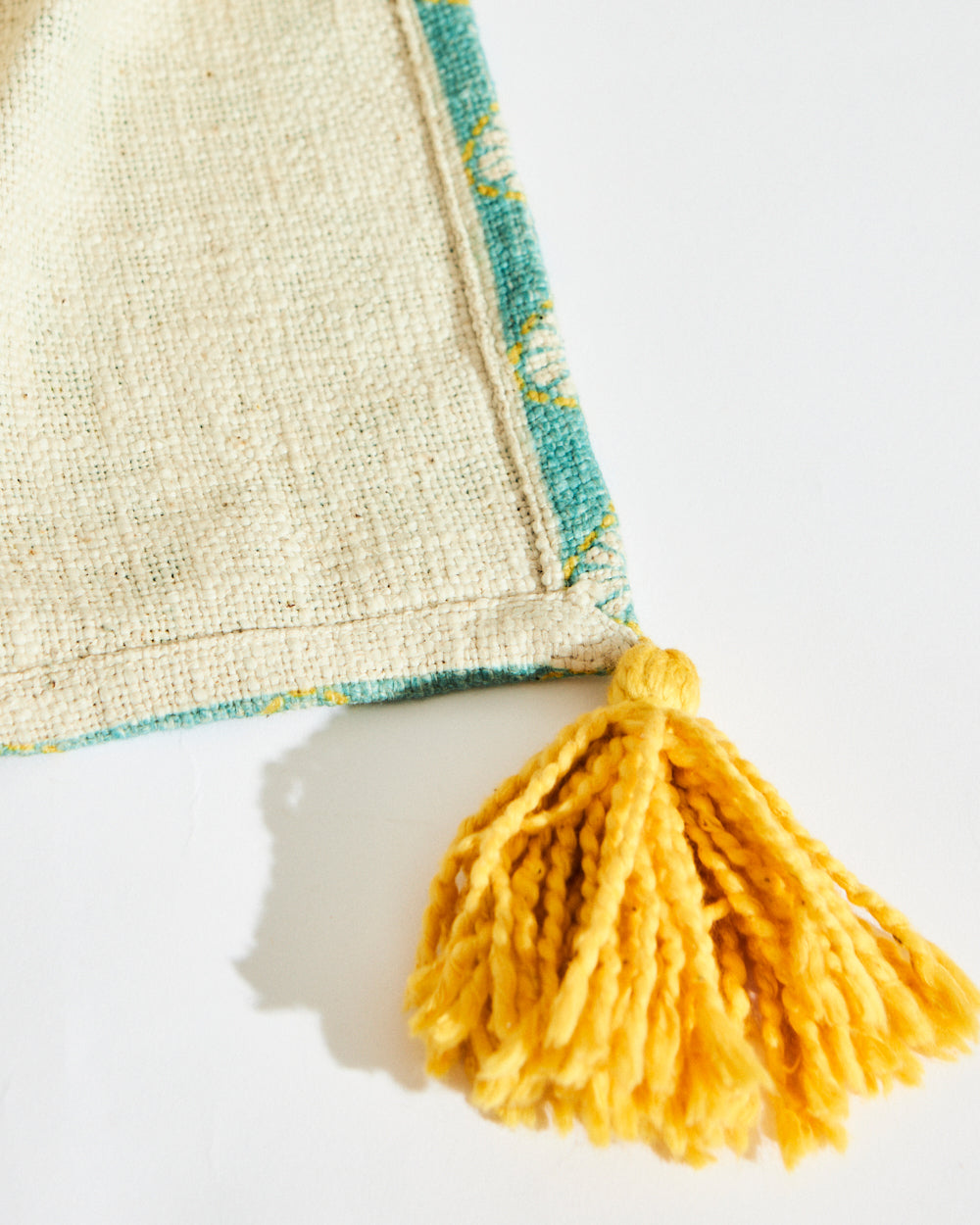 Pixel Jaal Throw, Mint