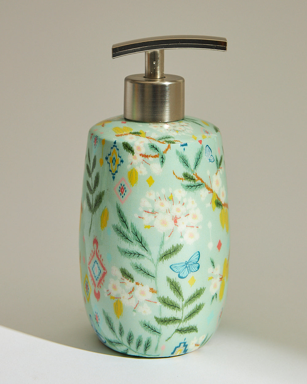 Farmhouse Bath Accessories, Set of 2