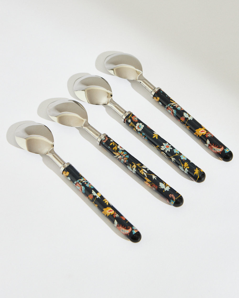 Pixel Paisley Tea Spoons
Black (Set of 4)