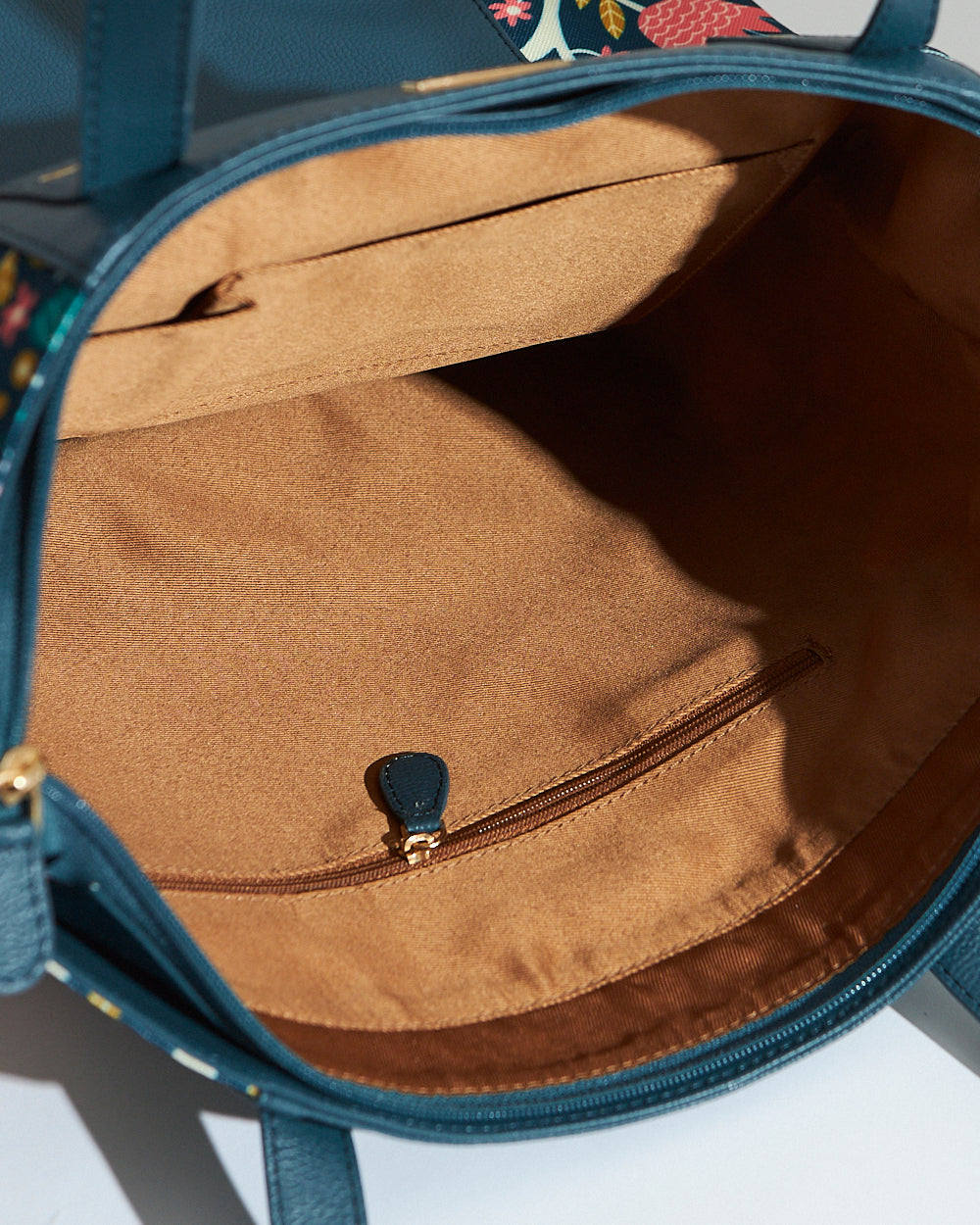 Sundarban Gondh Tassel Tote Bag
