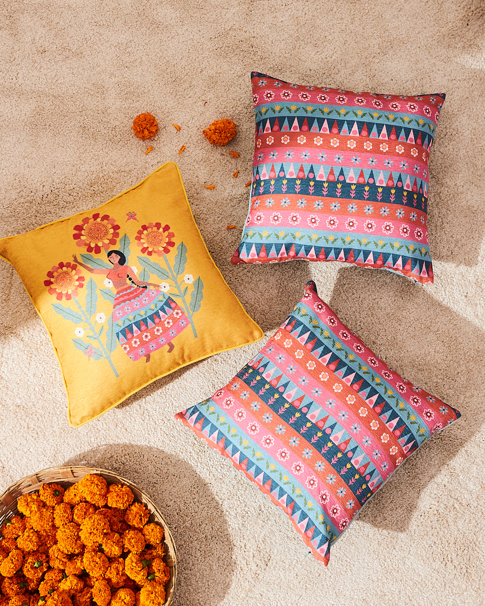 Marigold Lady Cushion Cover Set 16