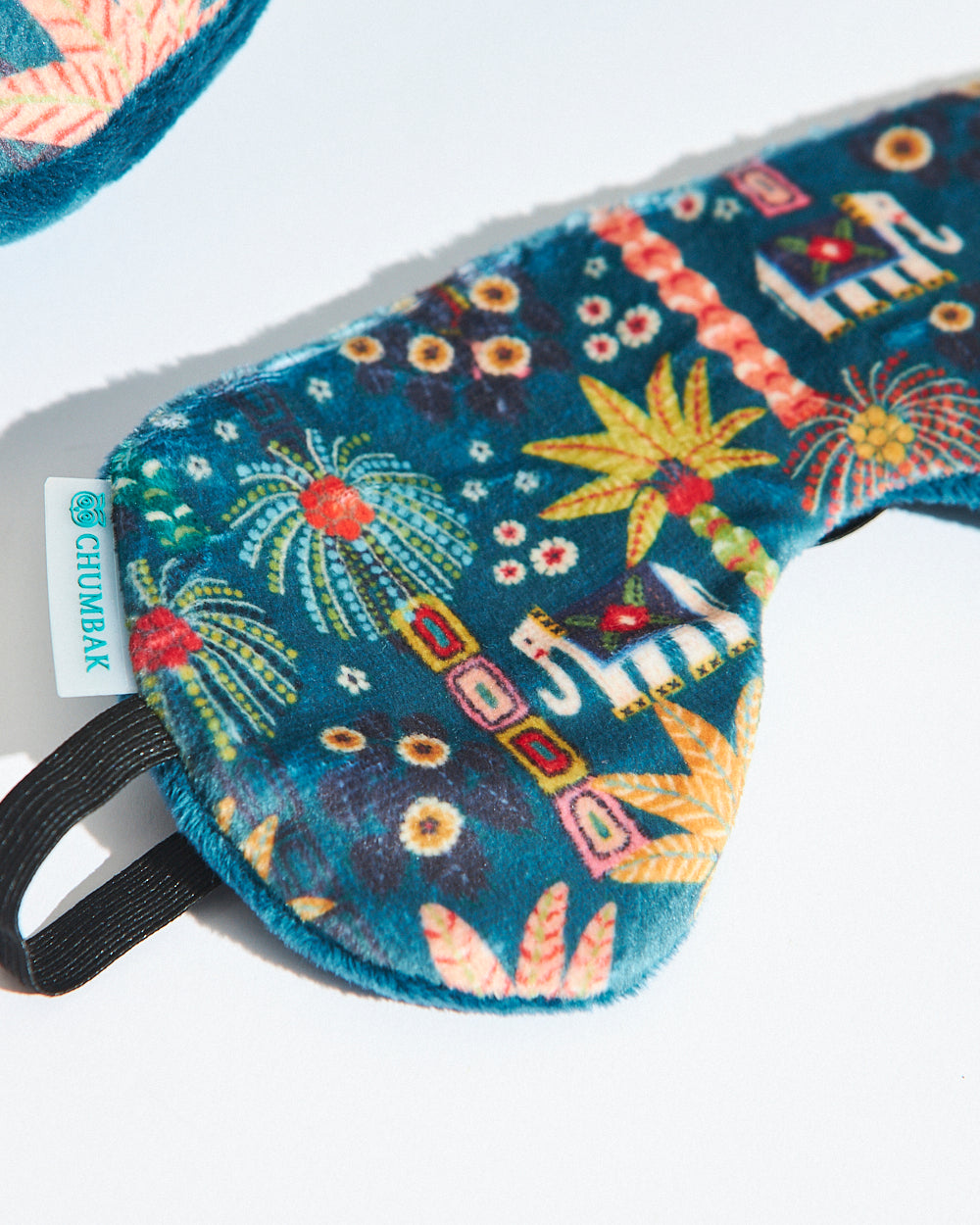 Resort Life Travel Pillow with Eye Mask | Digital Nomad