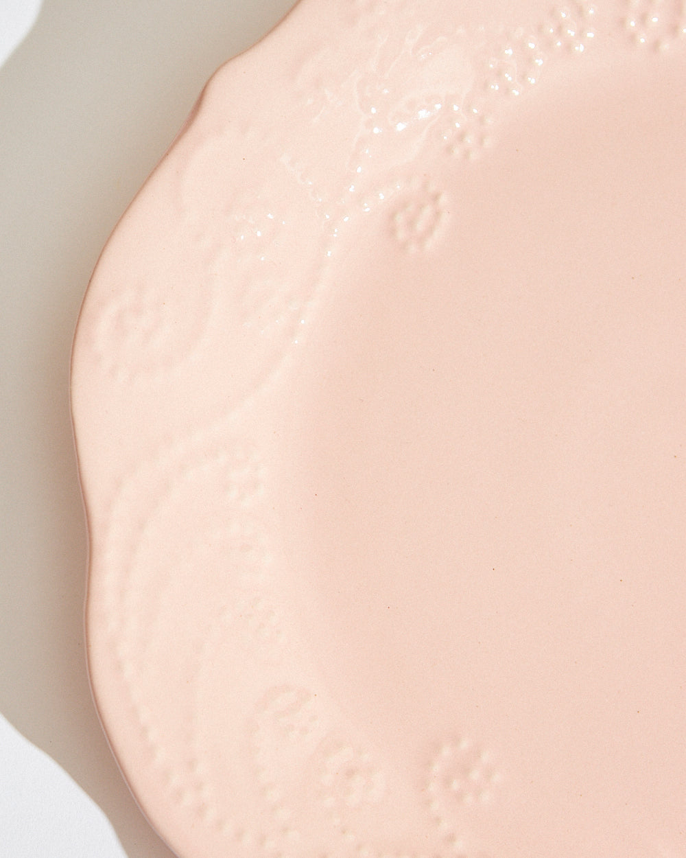 Essentials Lace Dinner Plate, Pink