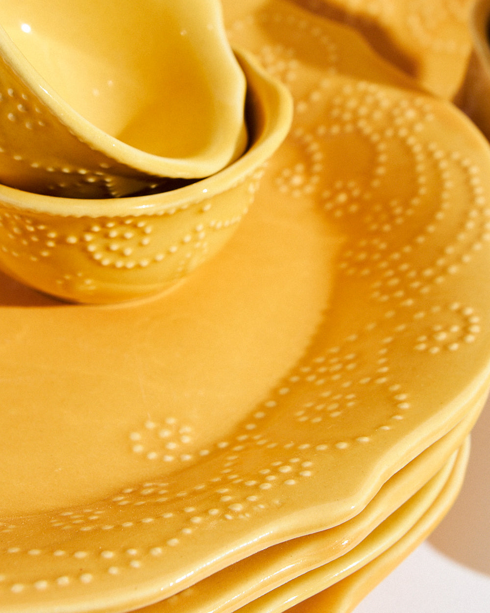 Set of 12 | Essentials Dinner Plates & Bowls, Yellow