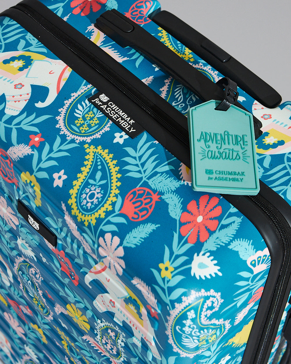 Paisley Tusker Luggage, 24"| Chumbak for Assembly