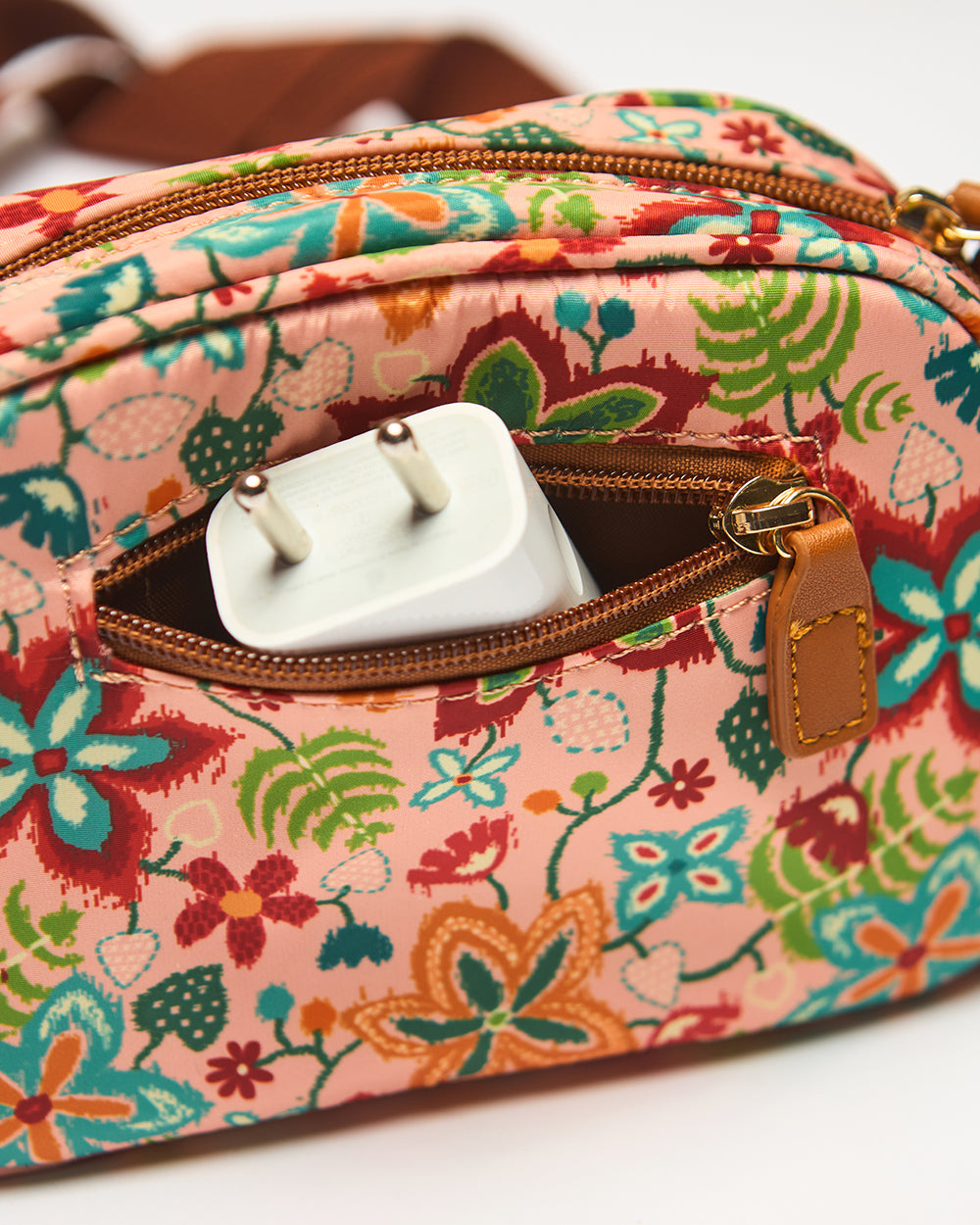 Shehar Mini Sling - Starfruit | Digital Nomad