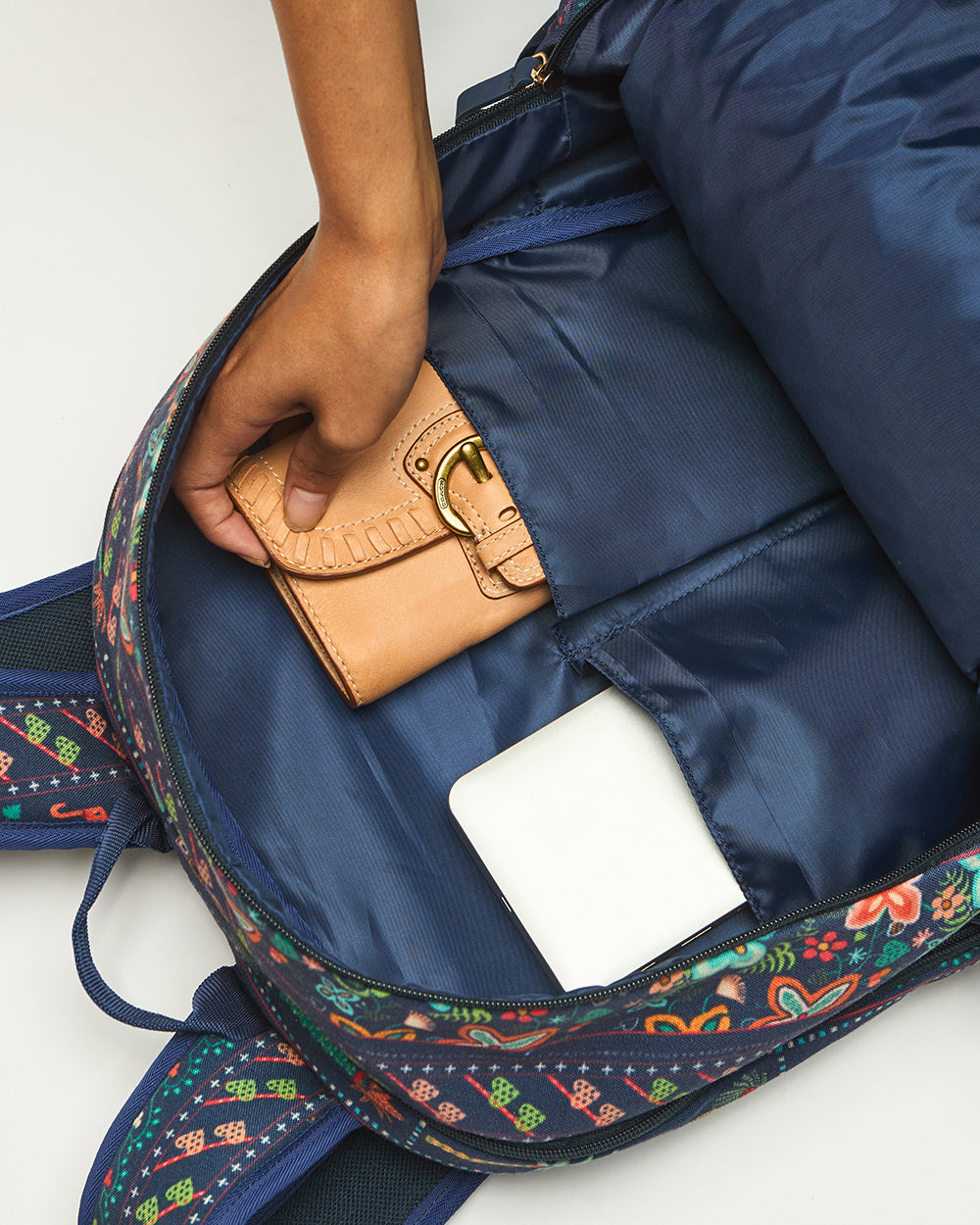 Trek Backpack - Tusker | Digital Nomad