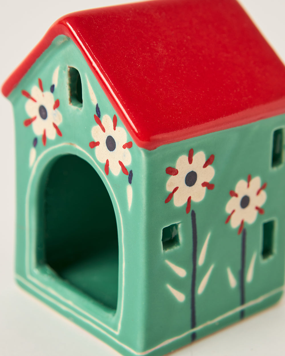 Cottage Tea-light Holder