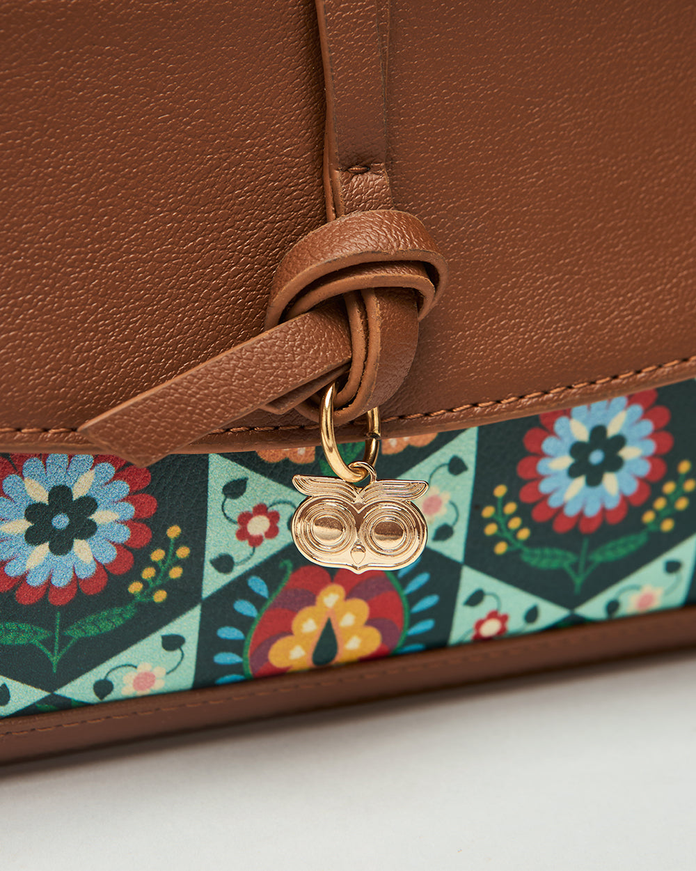 The London Satchel - Floral | Digital Nomad