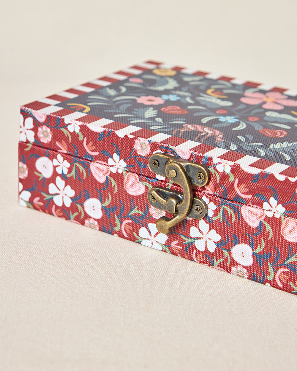 Apple Orchards Storage Box, 5.5 x 8.6" | Kashmir Trails