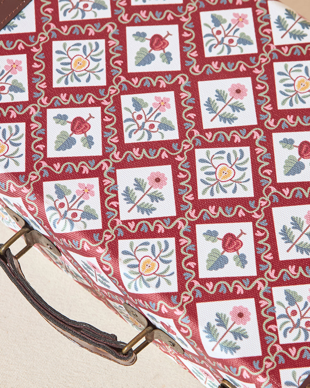 Apple Orchards Trunk, 8"X12" | Kashmir Trails