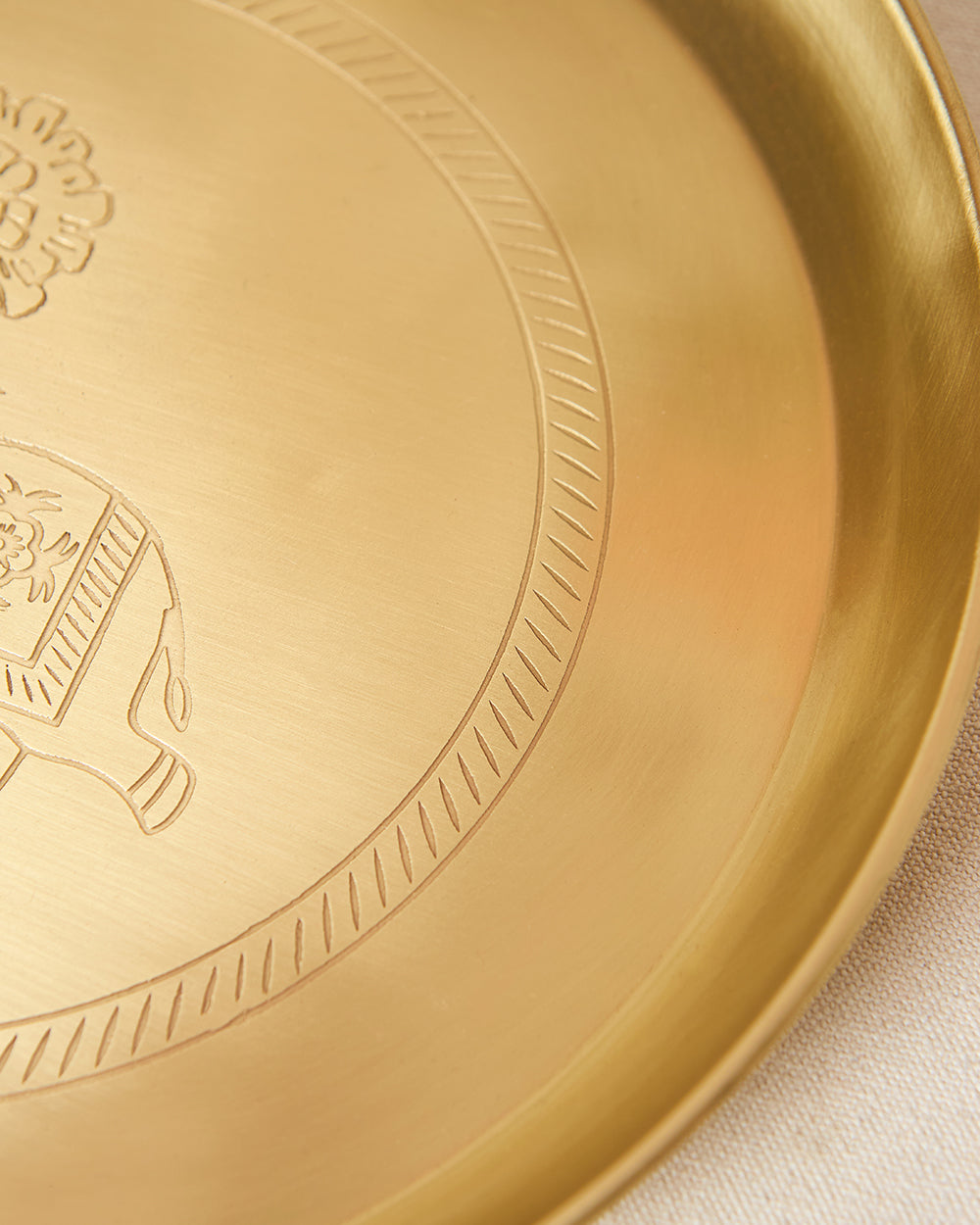 Royal Tusker Brass Plate, 10"dia | Palace Memoirs