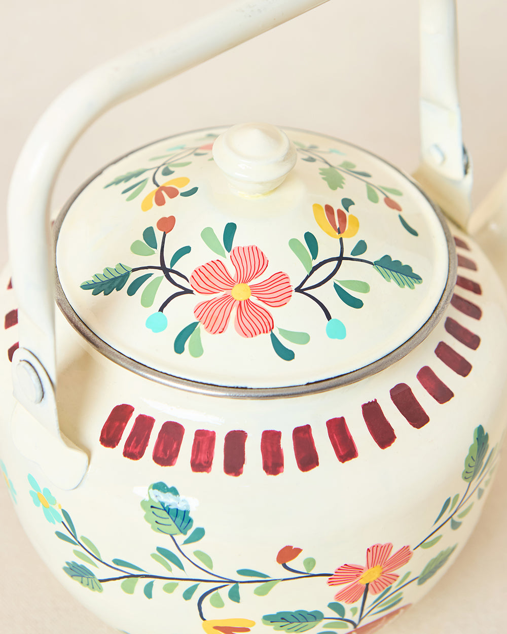 Hangul Hand-painted Kahwah Kettle, Steel-600-ml | Kashmir Trails