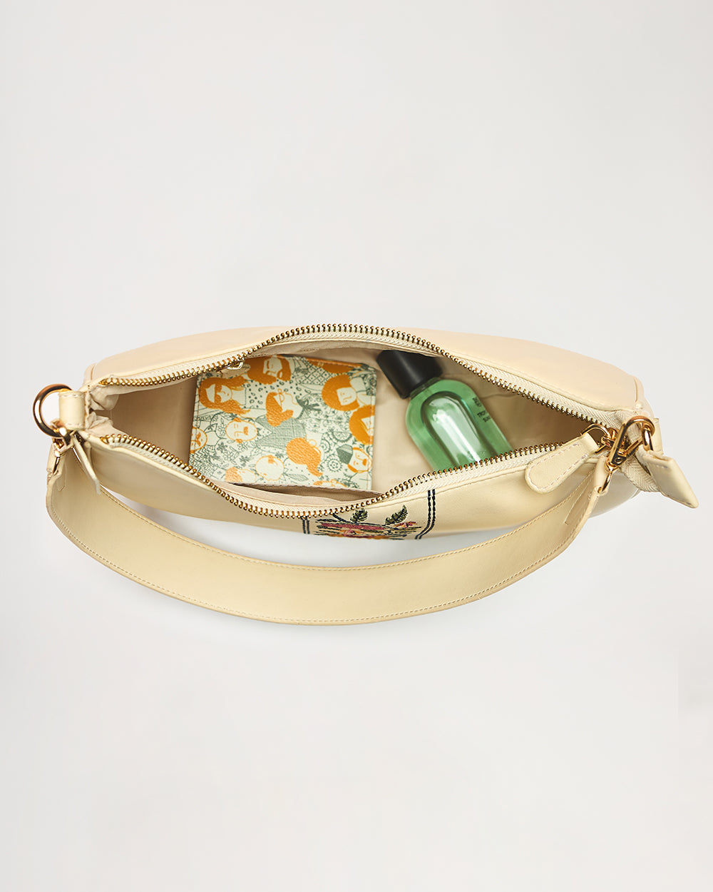 The Manhattan Moon Bag | Palace Memoirs