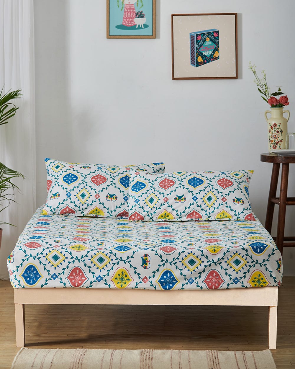 Chumbak TEAL by Chumbak Arctic Owl Bedsheet - Queen size, 136TC