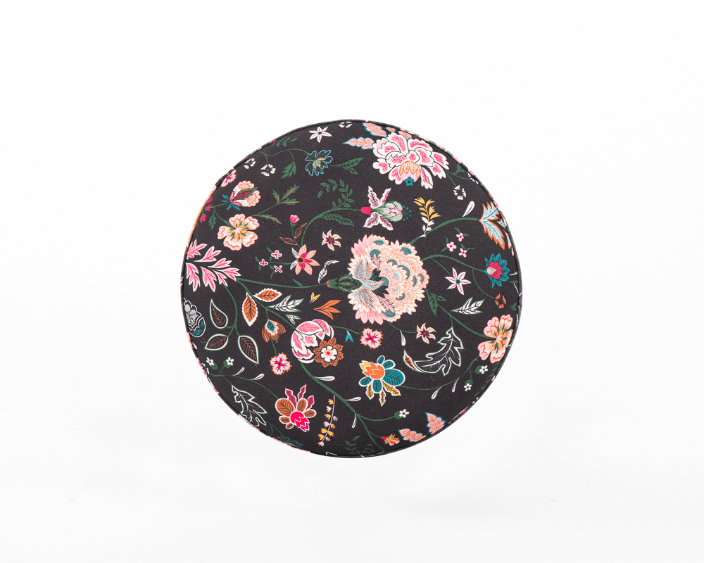 Chumbak Begum Foot Rest