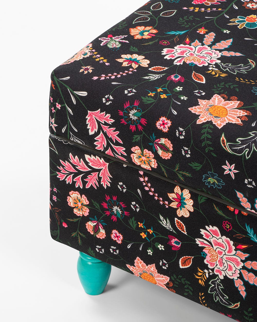 Chumbak Modern Trunk Storage Ottoman