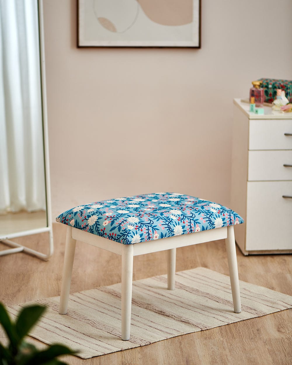 Chumbak Memsaab Bench Small