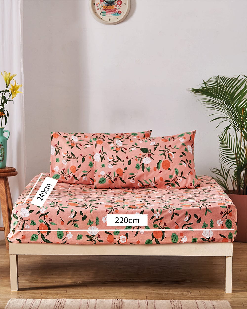 Chumbak TEAL By Chumbak Spain Peaches Bedsheet Set - Queen, 136TC