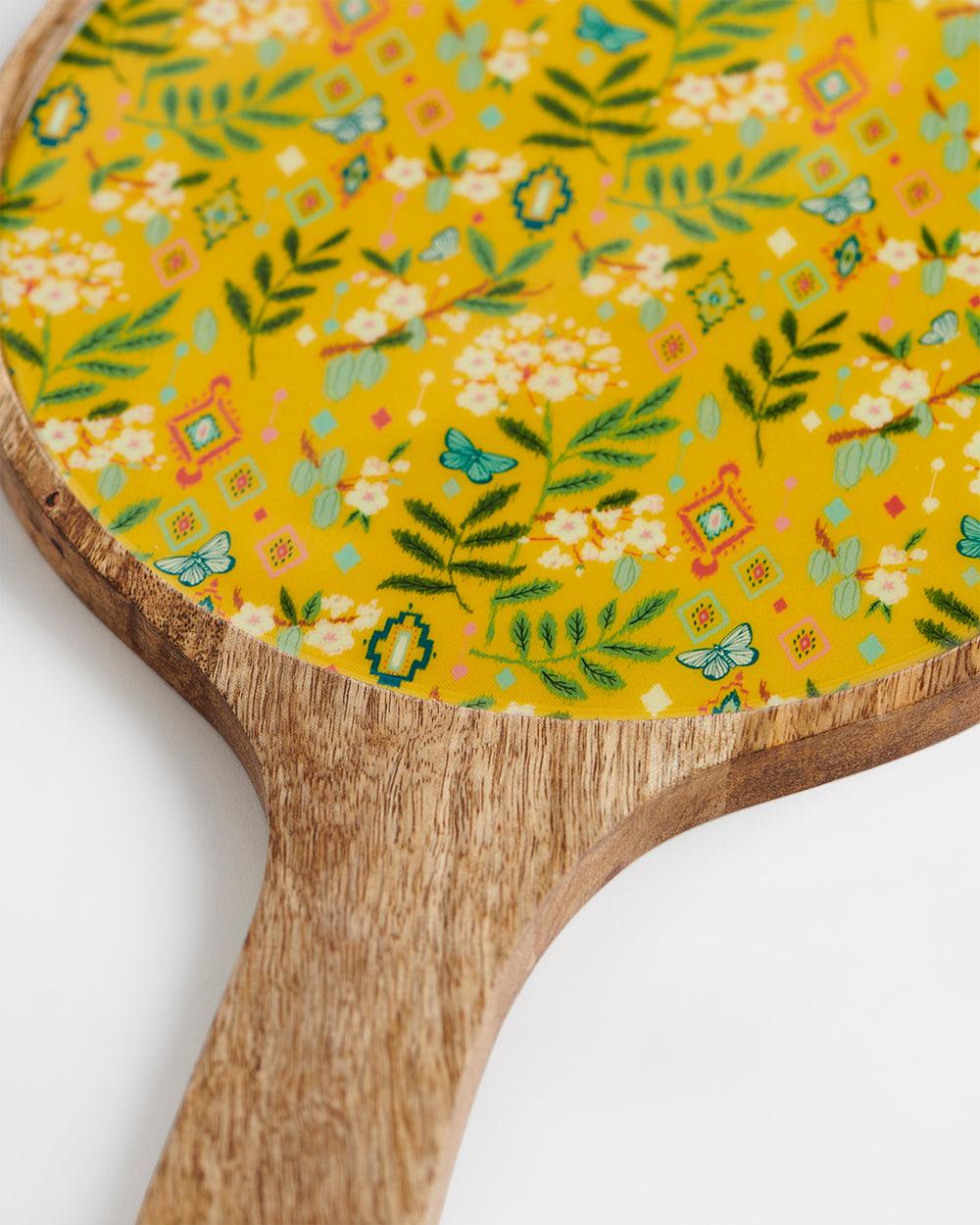 Chumbak Country Cheese platter - Farm Garden,Yellow,Round, 16” X 10”
