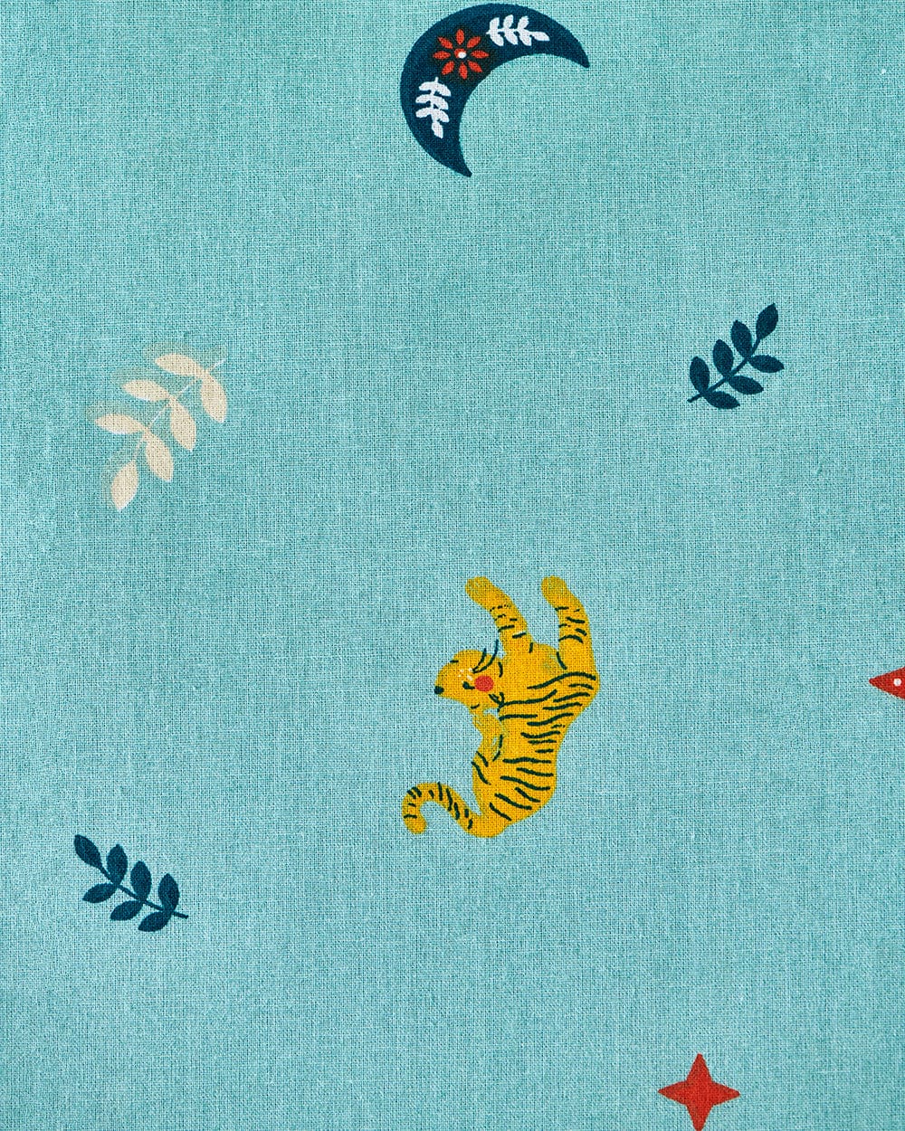 Chumbak TEAL by Chumbak Siberian Tigers Bedsheet - Queen size, 136TC, Blue