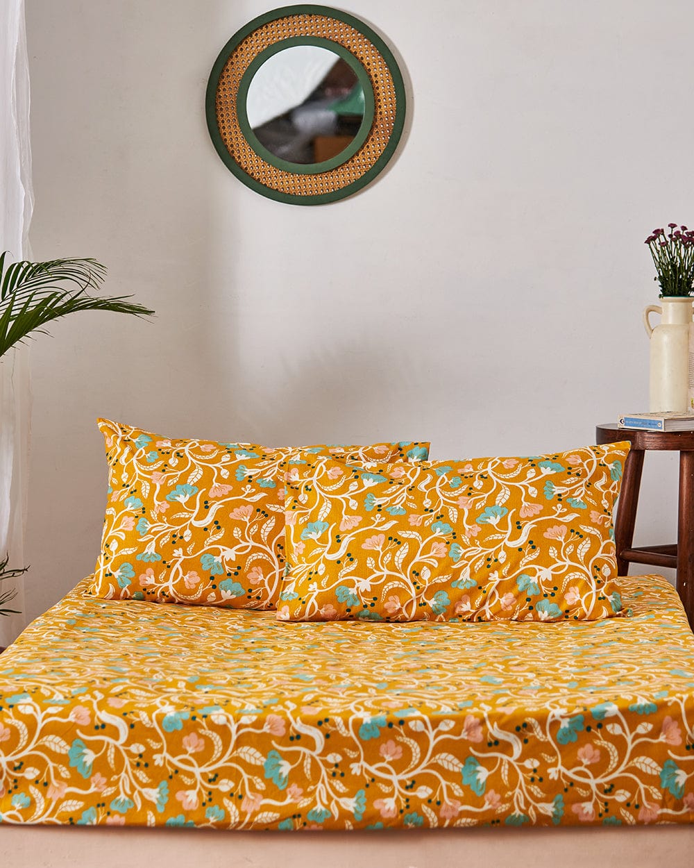 Chumbak TEAL by Chumbak Holland Flower Fields Bedsheet-Queen size, 136TC