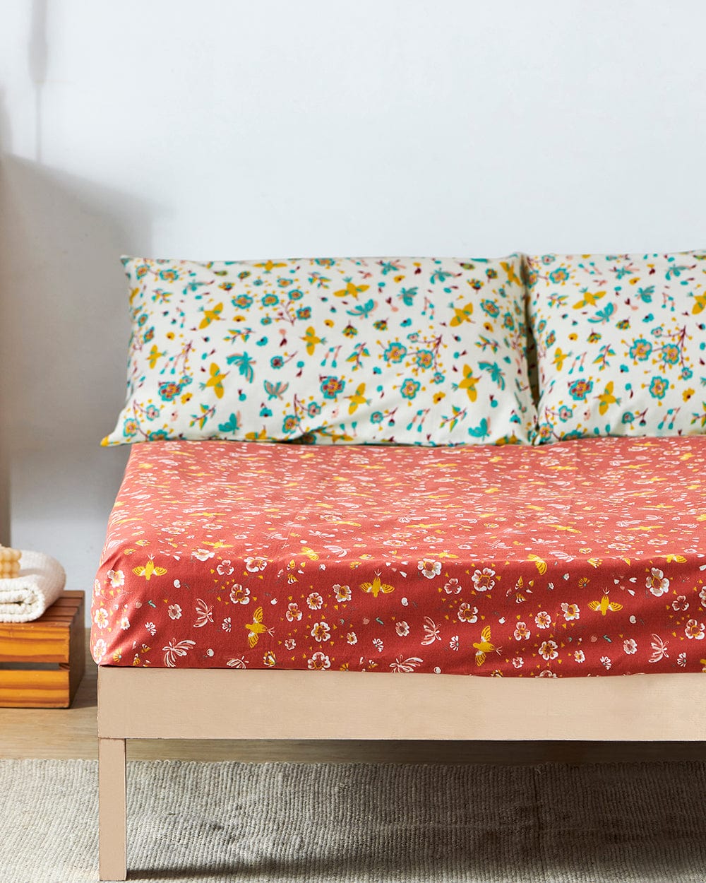 Chumbak TEAL by Chumbak Arizona Hummingbird Bedsheet-Queen size, 136TC