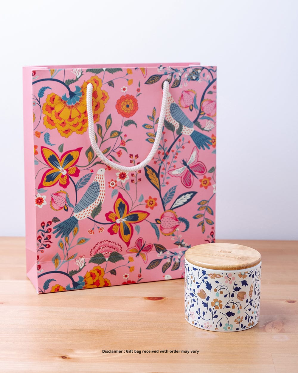 Chumbak Let it Snow Candle Jar