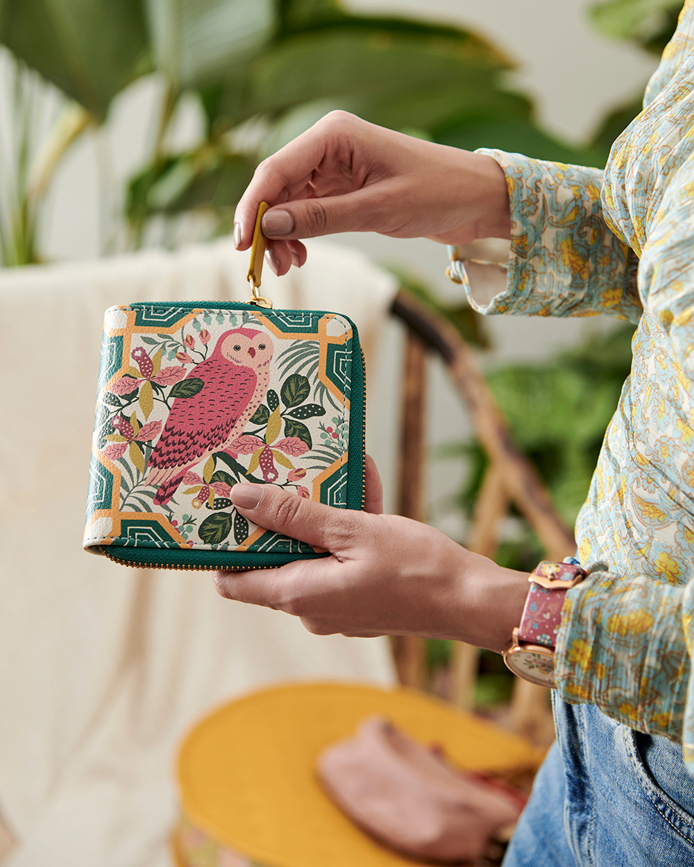 Peranakan Tales, Batik Mini Wallet | #SingaporeInspired