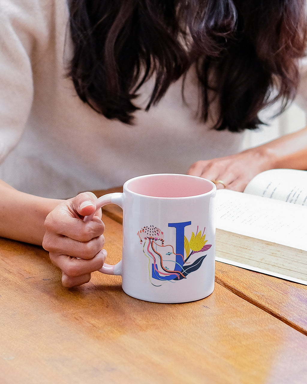 Joubini Mug – J | Gloss Finish