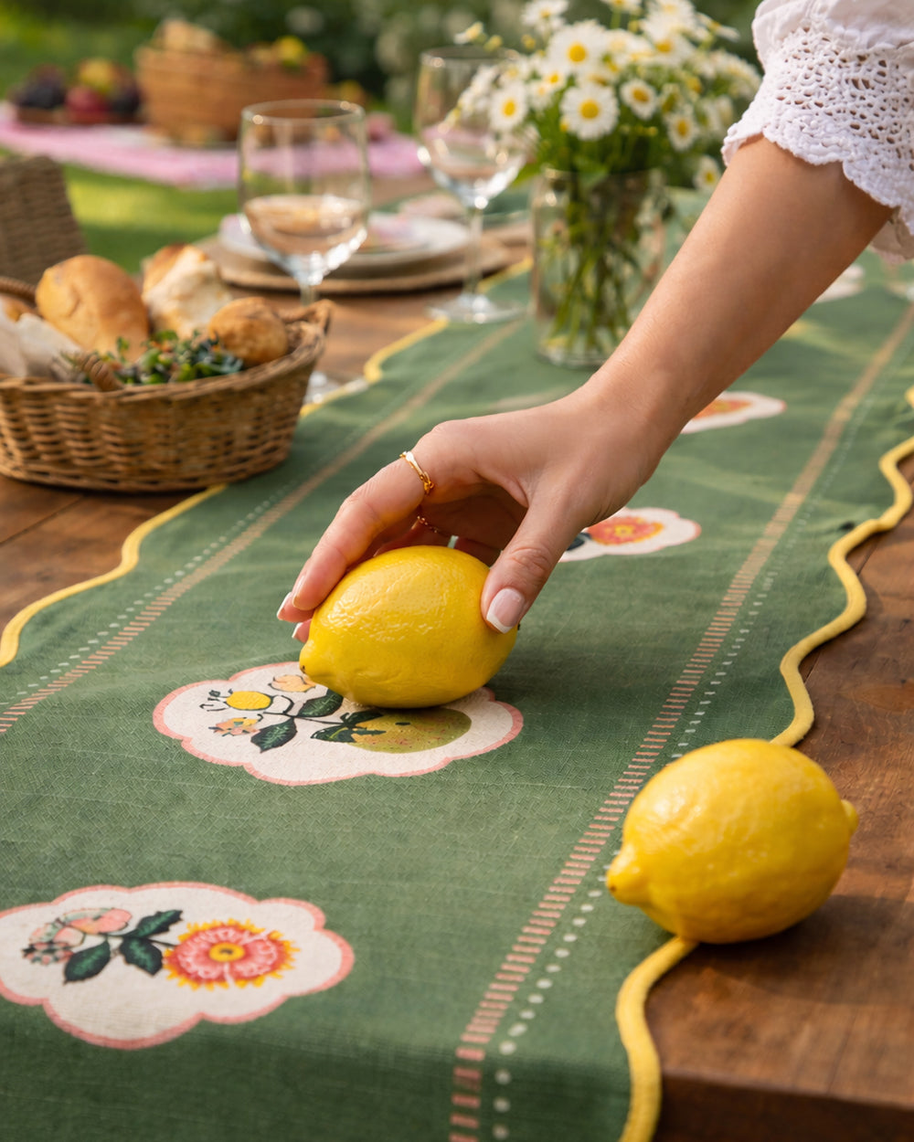 Limonata Table Runner| Citrus Zest