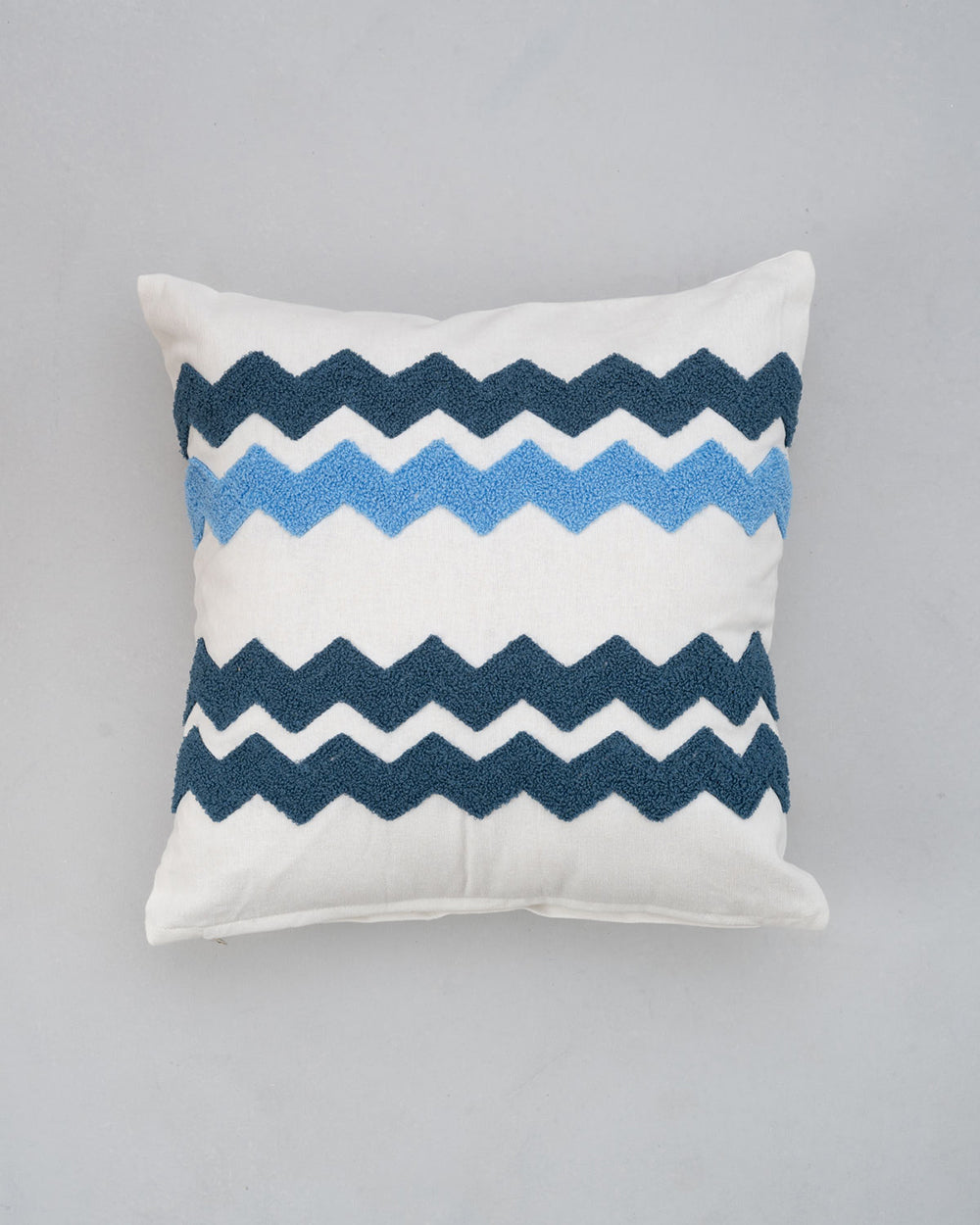Voyage Cushion Cover, 16"