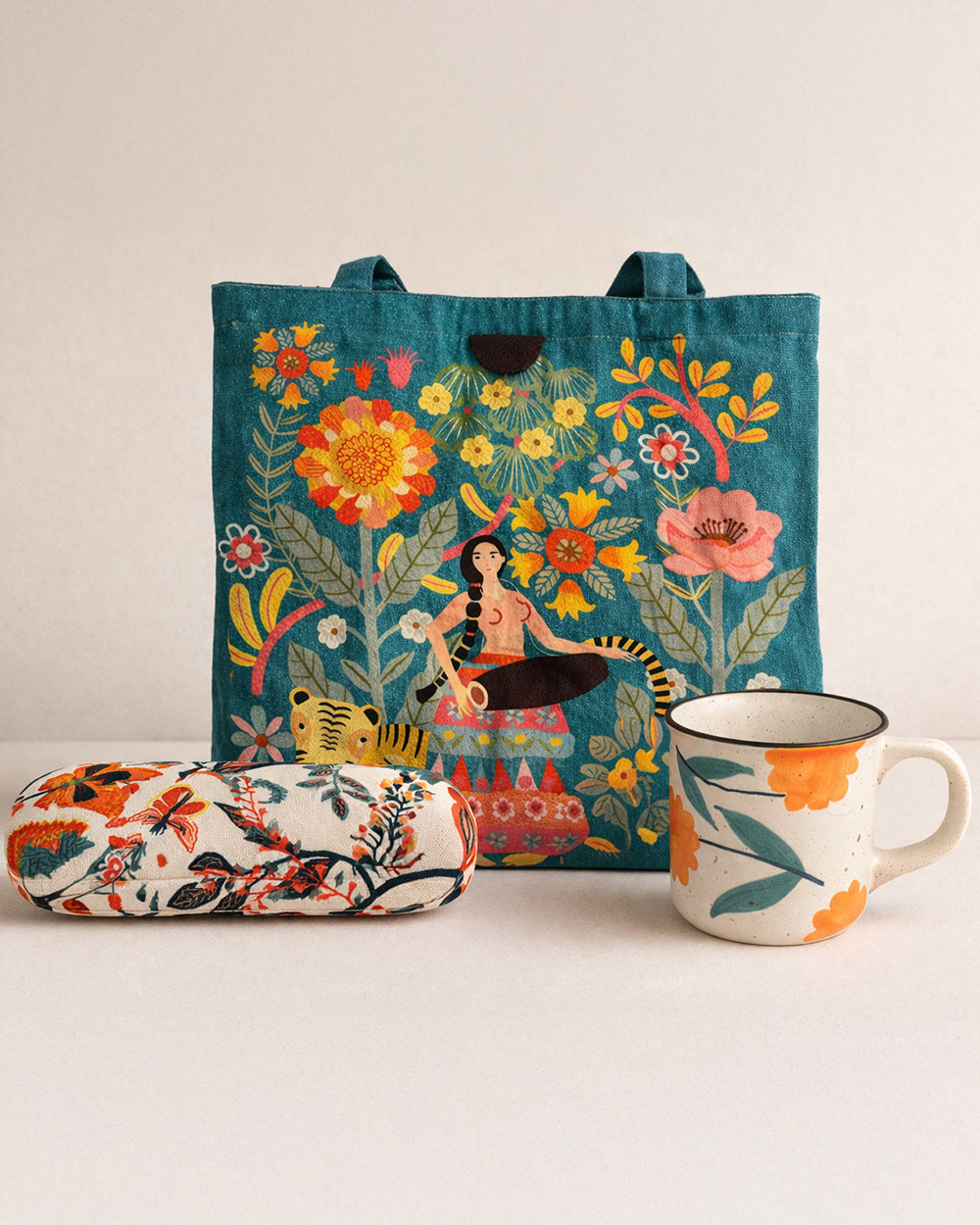 Travel & Pause Gift Set of 3 | Mother's Day Gift Hamper