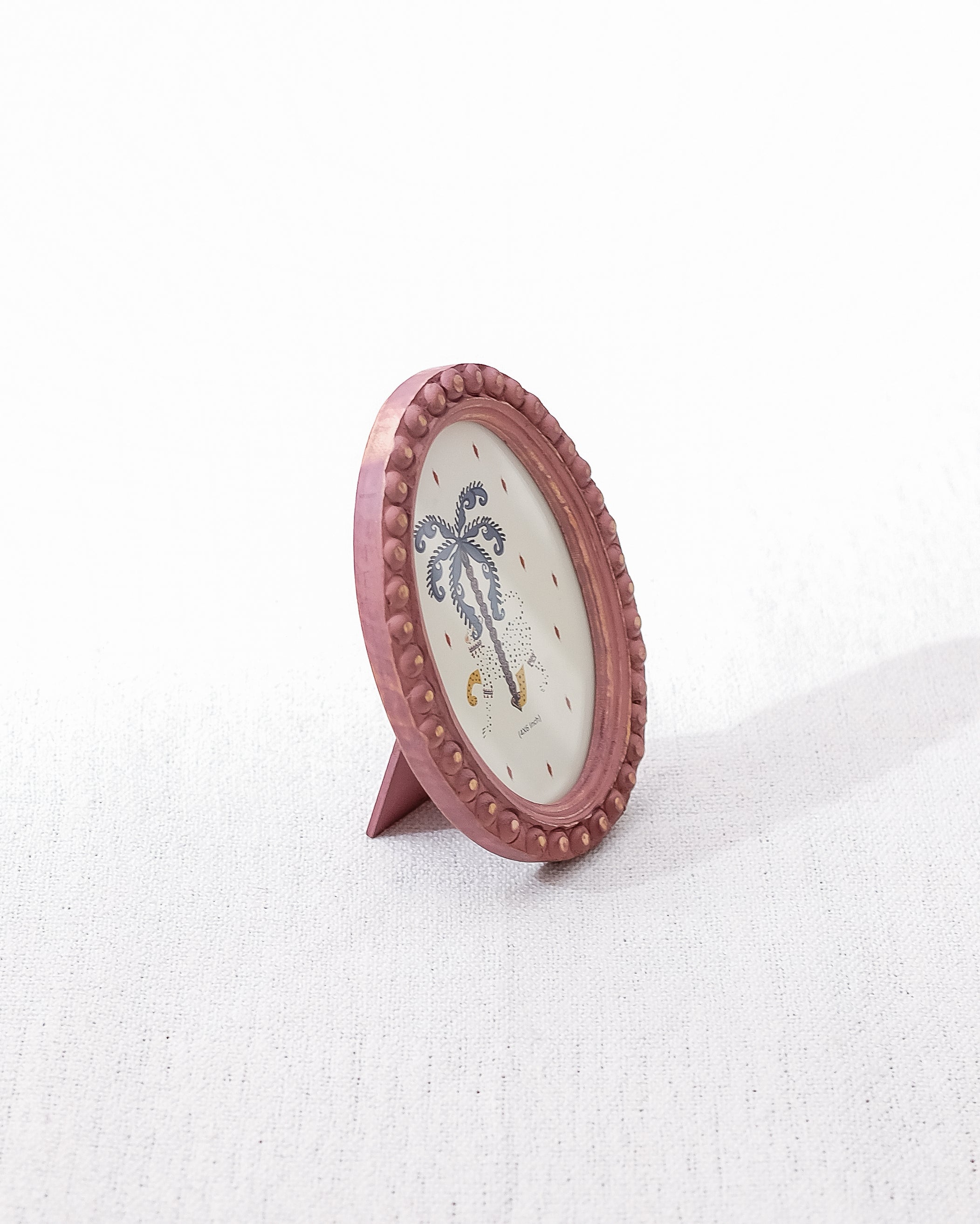 Vintage Oval Picture Frame | Lost In Paradise