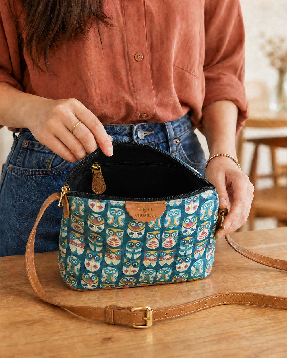 Teal By Chumbak Flower Owl Sling Bag - Teal