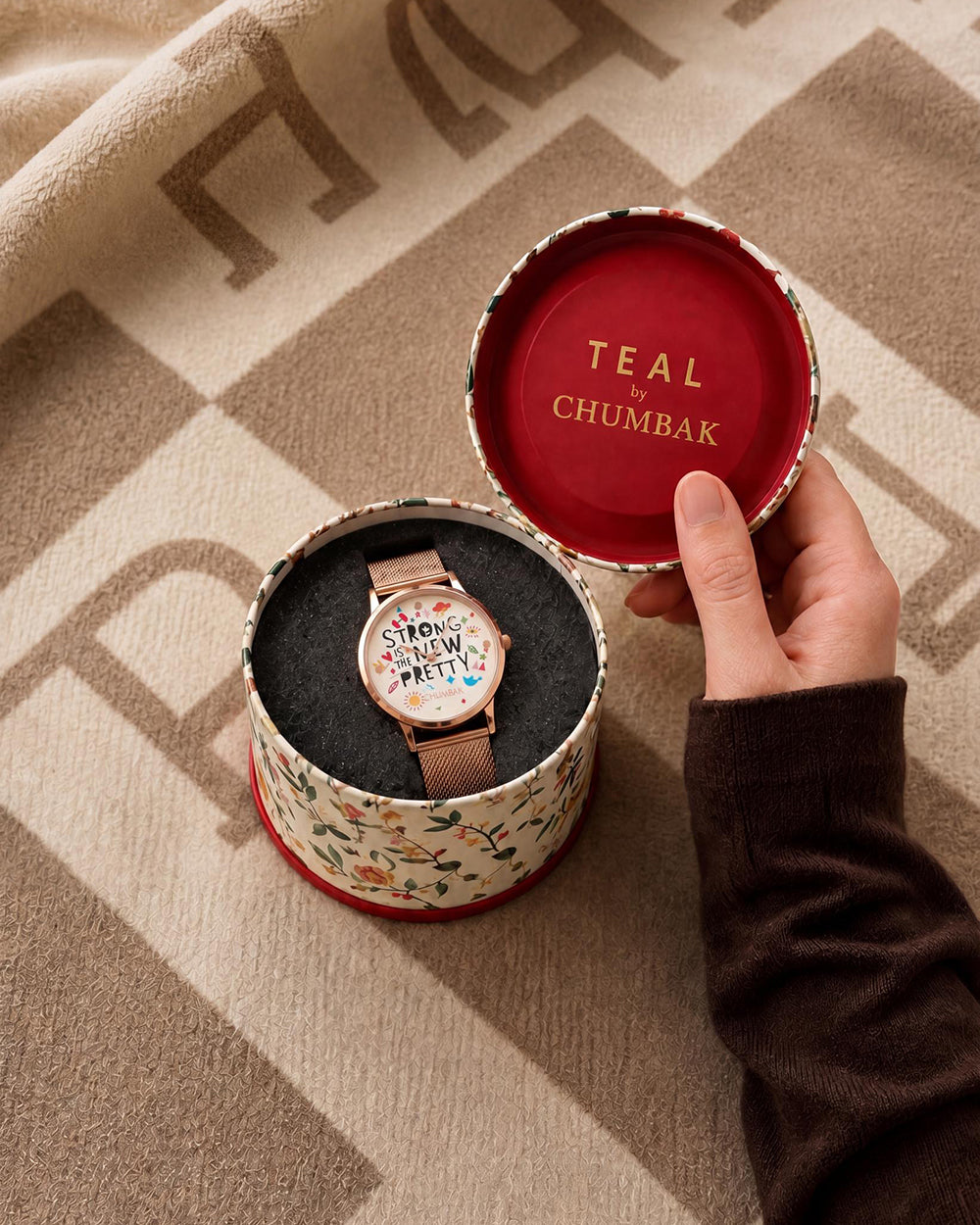 TEAL by Chumbak Strong is the new pretty Watch,Metal Mesh Strap