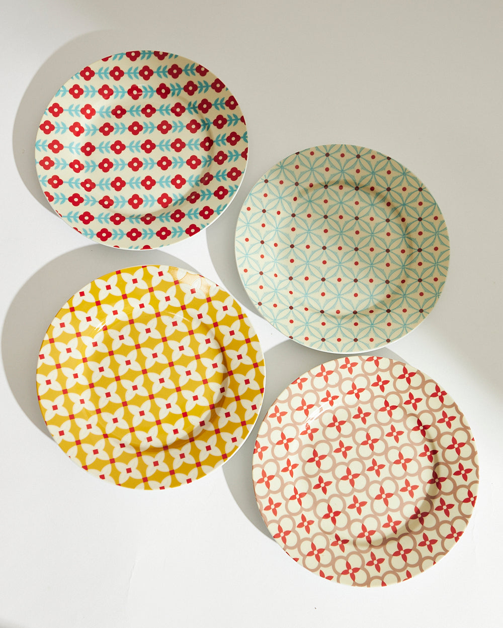Afternoon Picnics Snack Plates Set of 4