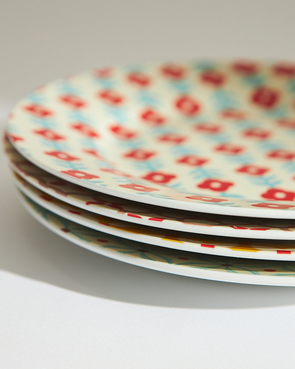 Afternoon Picnics Snack Plates Set of 4